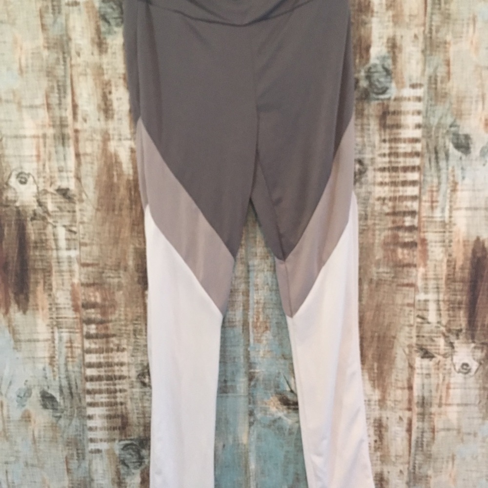 Workout clothes - Picture 4 of 6